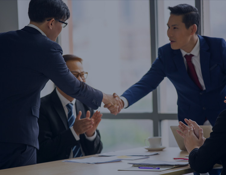 我們胸懷鴻鵠之志
希望以開(kāi)放融合的心態(tài)，和你一起預(yù)見(jiàn)未來(lái)！